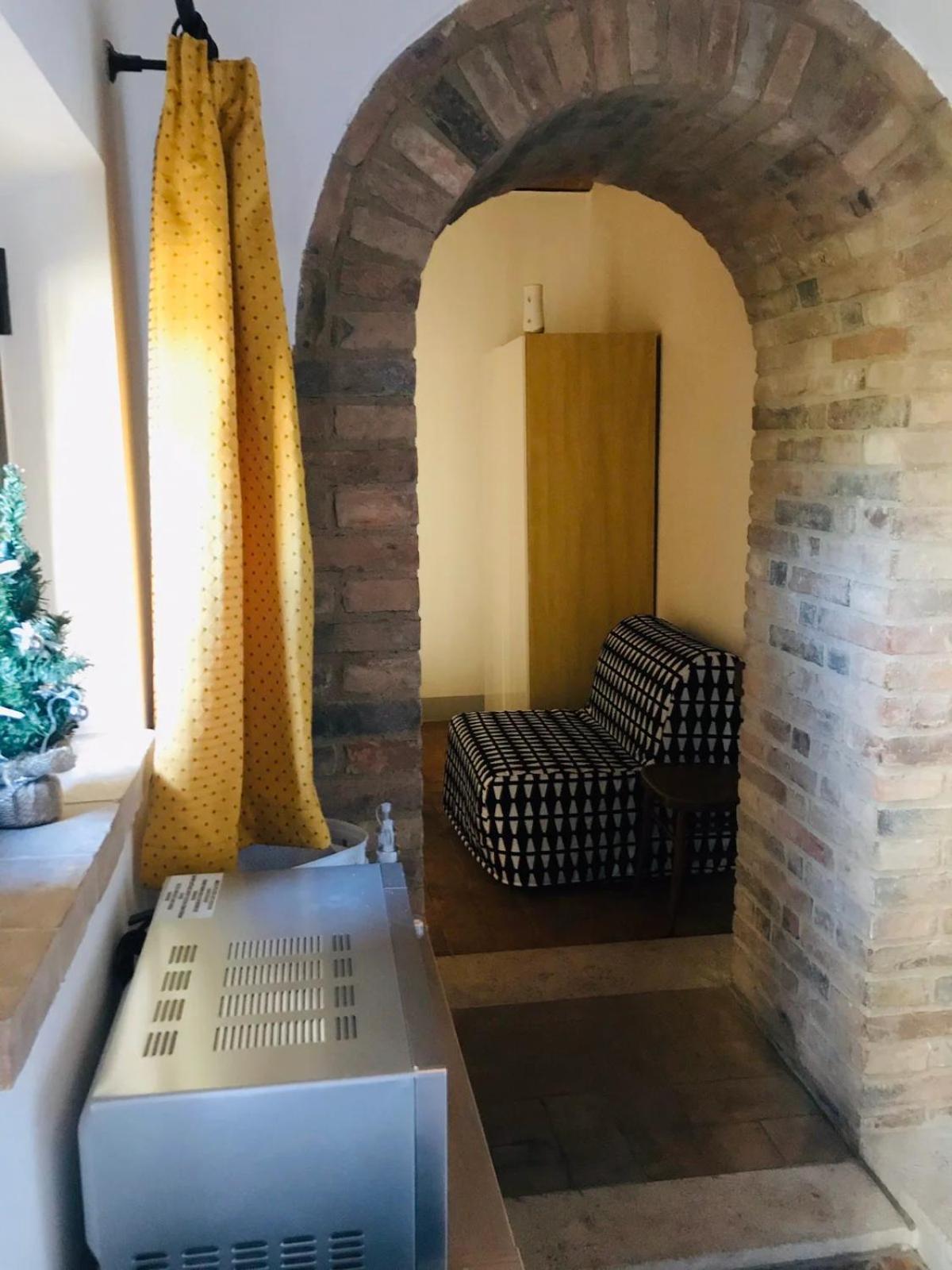 Apartamento La Casina Di Ancicucco 2 San Gimignano Exterior foto